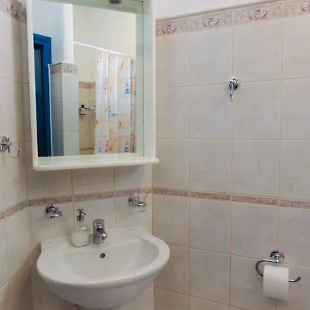 O&k 3-bedroom With Sea View, Golden Beach, Paros كريس أكتي