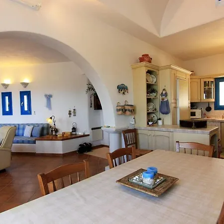 O&k 3-bedroom With Sea View, Golden Beach, Paros *