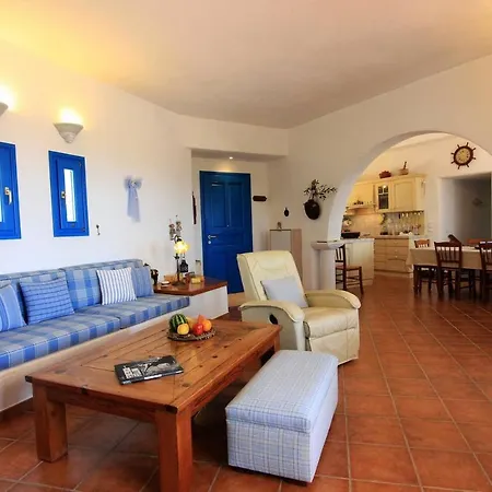 O&k 3-bedroom With Sea View, Golden Beach, Paros *